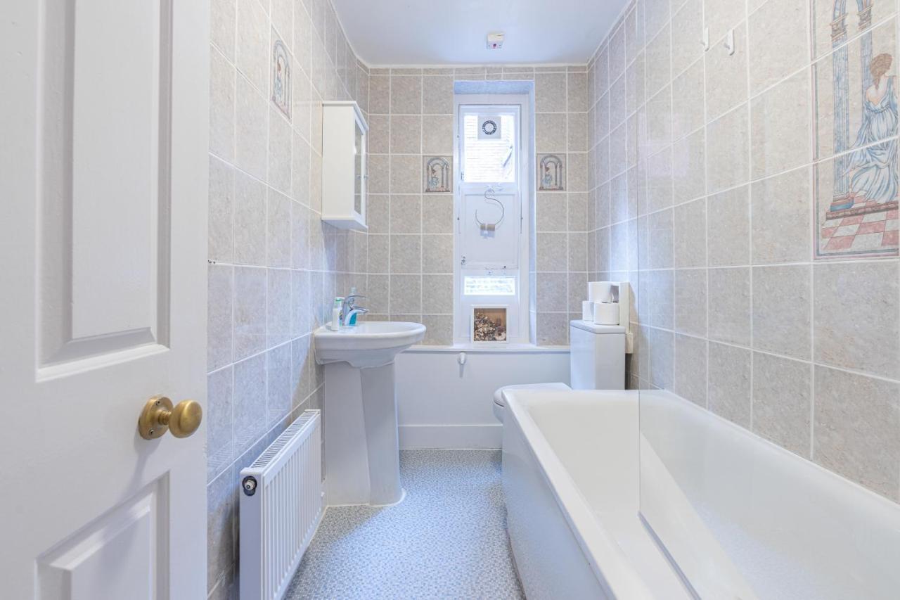 Stunning 2 Bedrooms Apartment Next Door To Selfridges&Oxford Street Londen Buitenkant foto